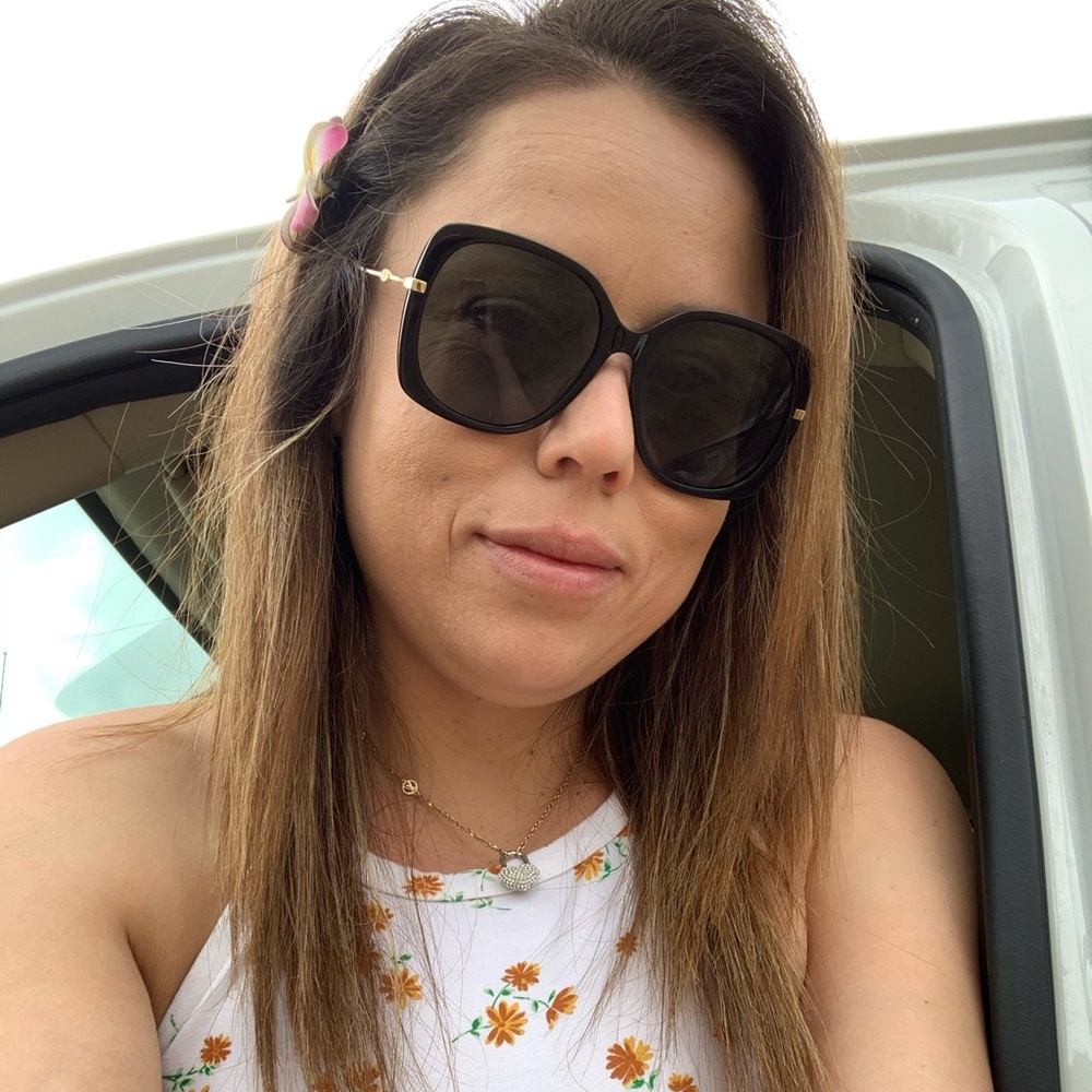 Meet your Posher, Jessica